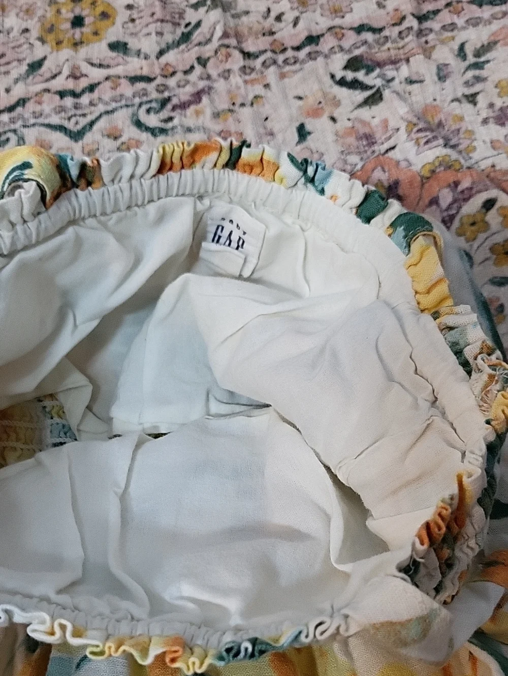 GAP Baby Size 4 Yr Toddler Natural Fabrics Yellow Floral Smocked Sundress Girls